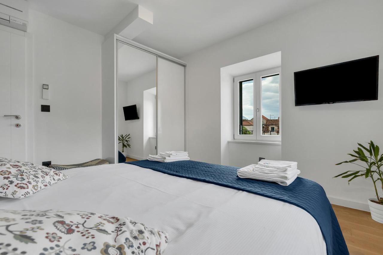 The Square Makarska, Lux App In The Heart Of The City Exteriör bild
