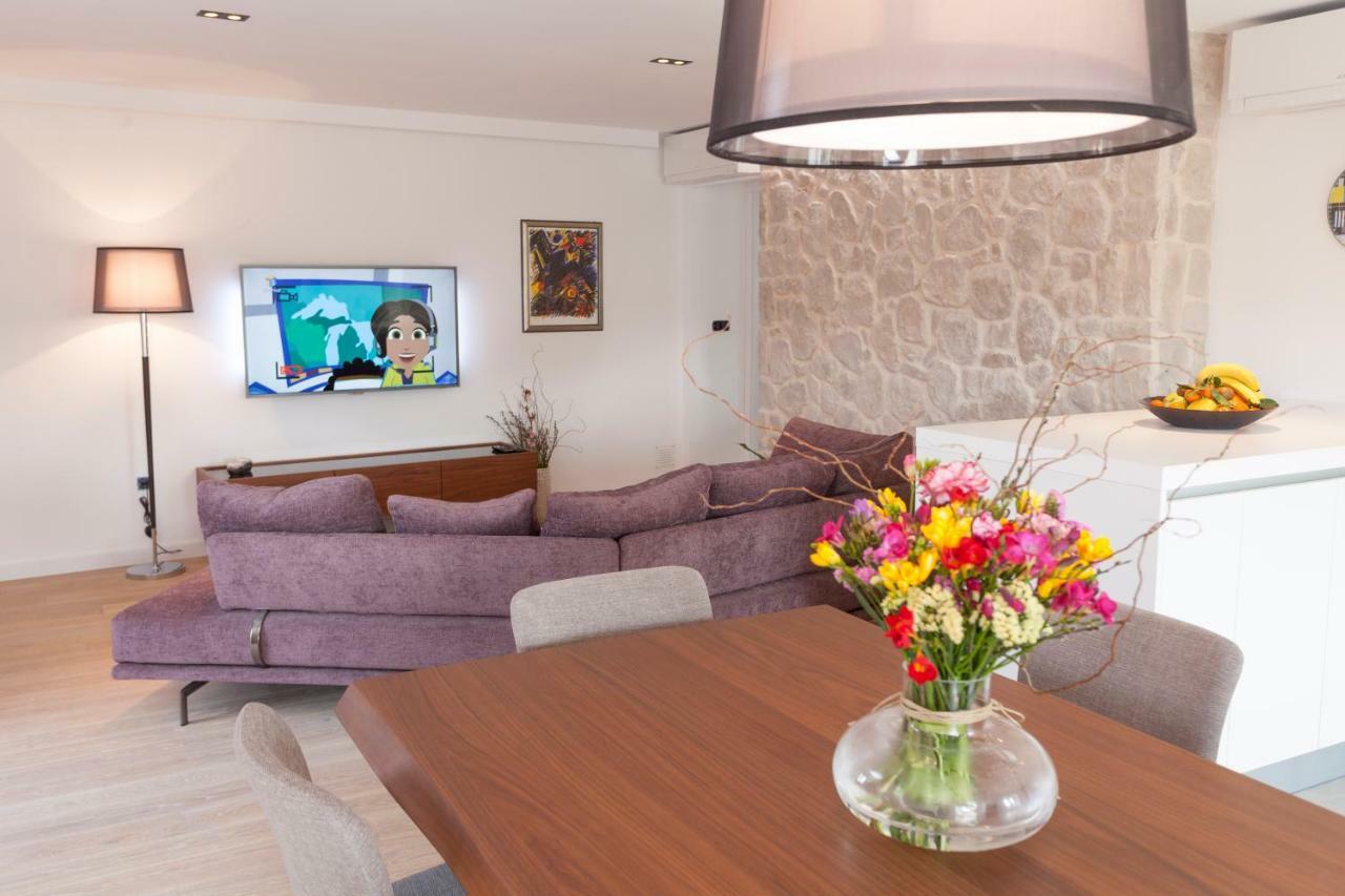 The Square Makarska, Lux App In The Heart Of The City Exteriör bild